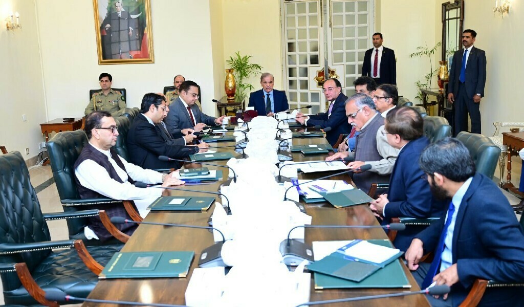 PM orders rapid action against tax evaders