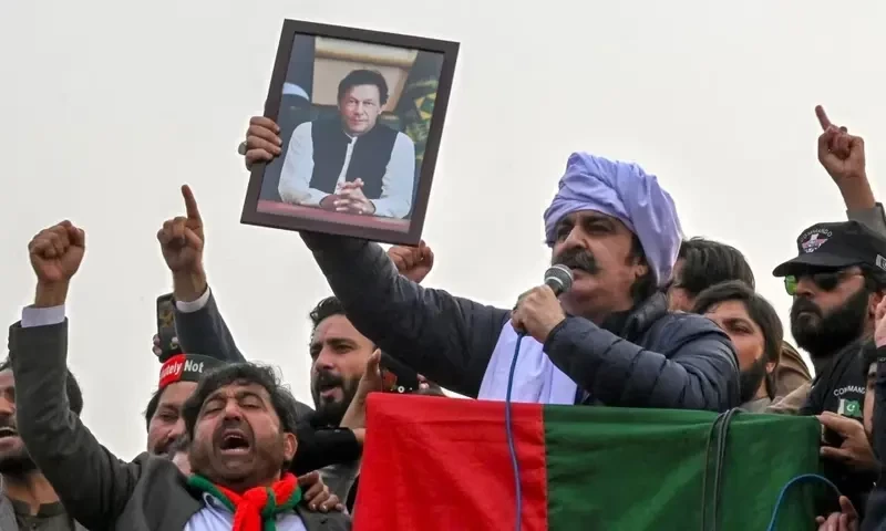Ali Amin Gandapur threatens to take over Islamabad