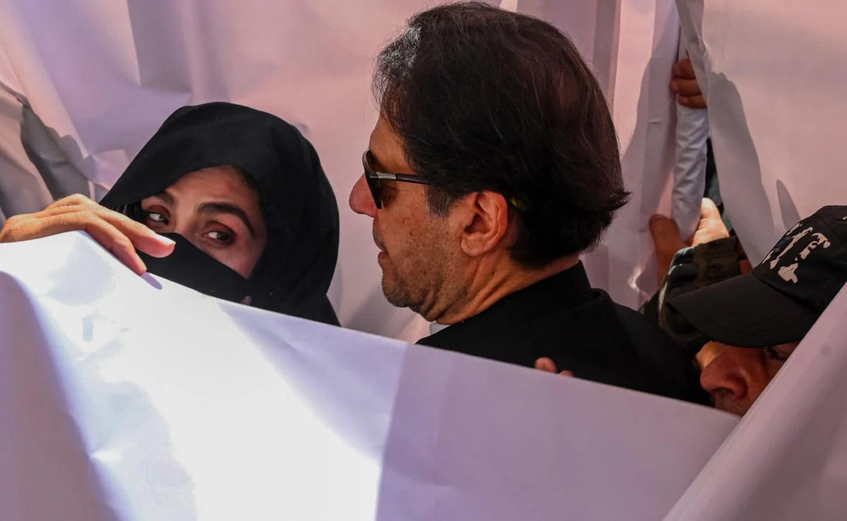 Khan, Bushra Bibi get room coolers in jail
