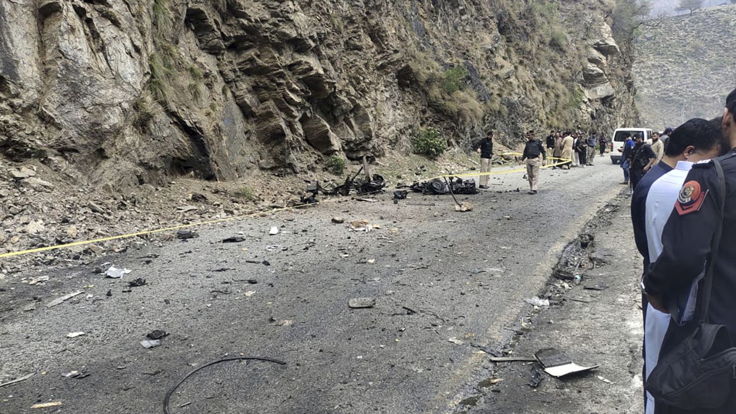 Pakistan calls on Afghanistan to hand over TTP terrorists involved in attack on Chinese