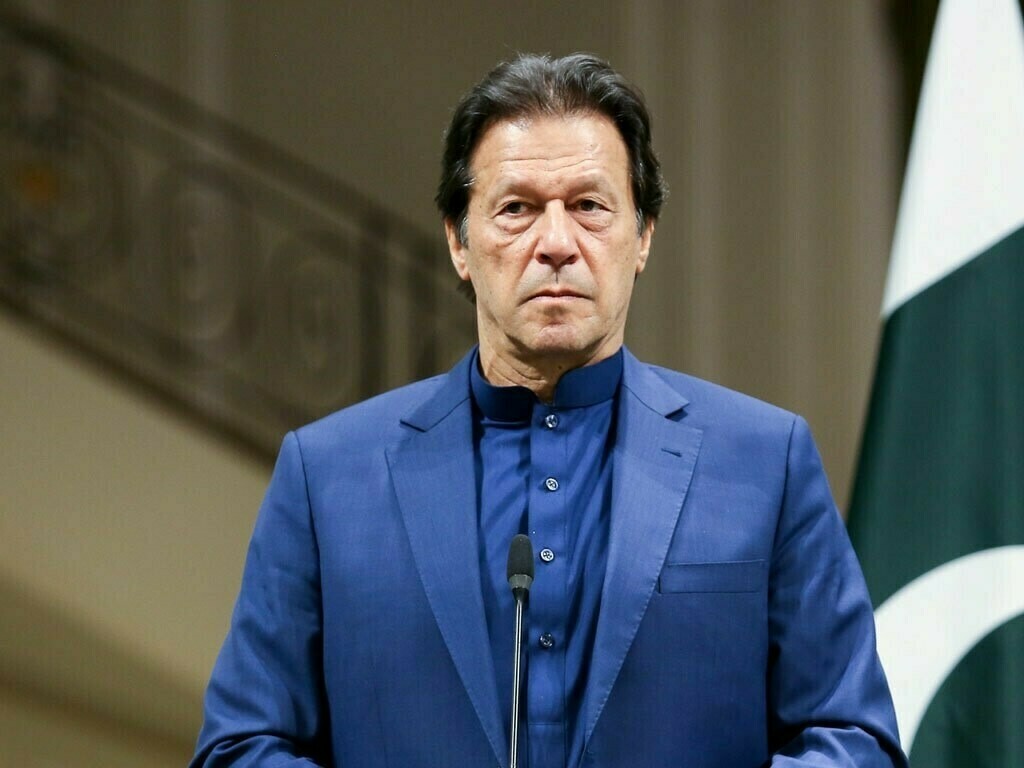 Writing letter to army chief in nation’s interest, says Imran Khan