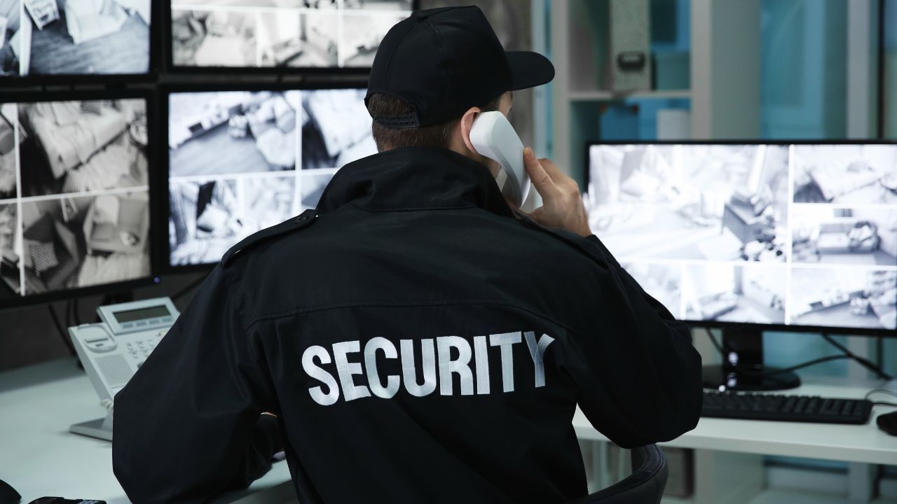 Federal Government authorises ISI to record, trace calls