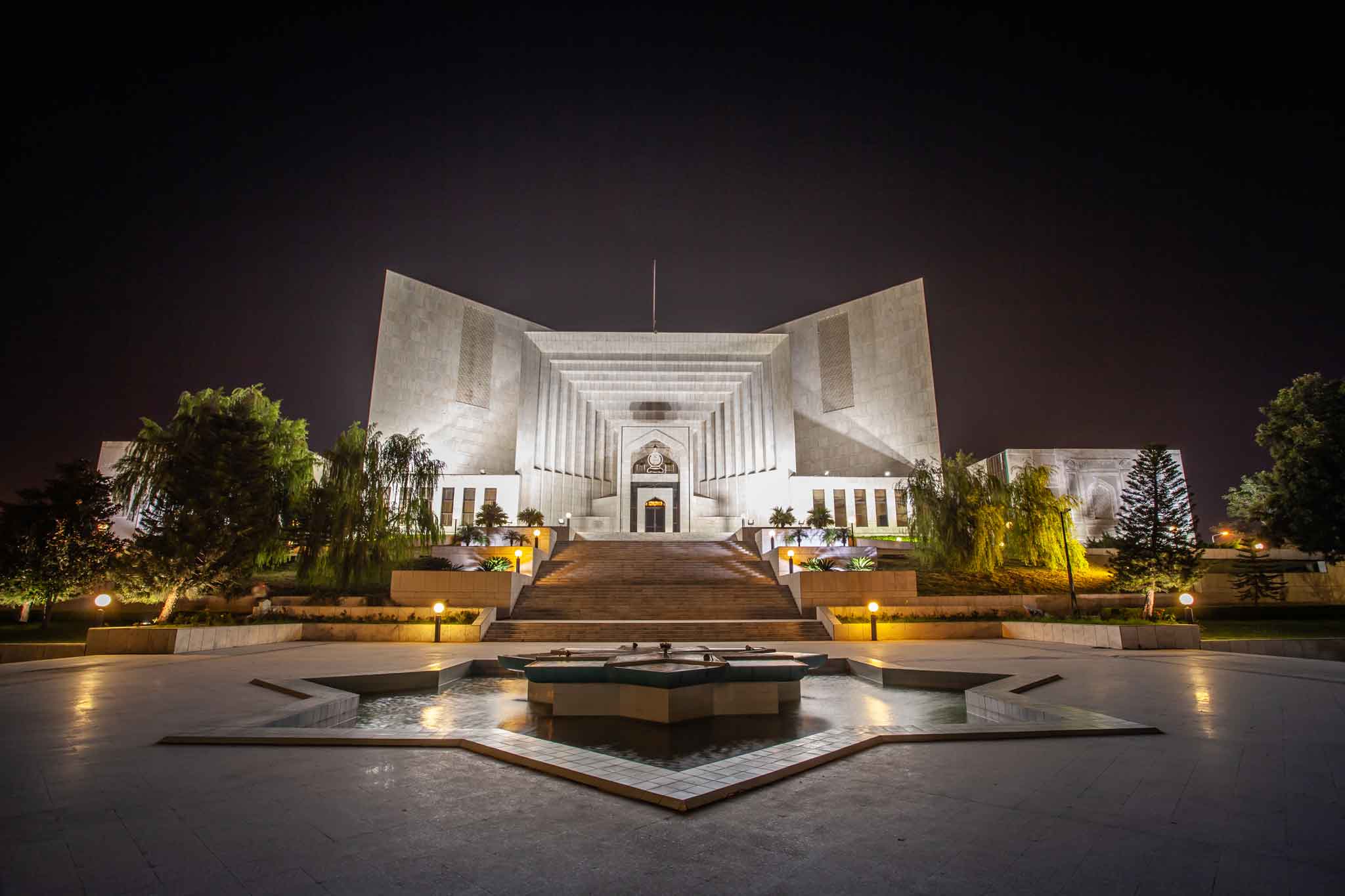 Govt decides to increase Supreme Court judges to 23