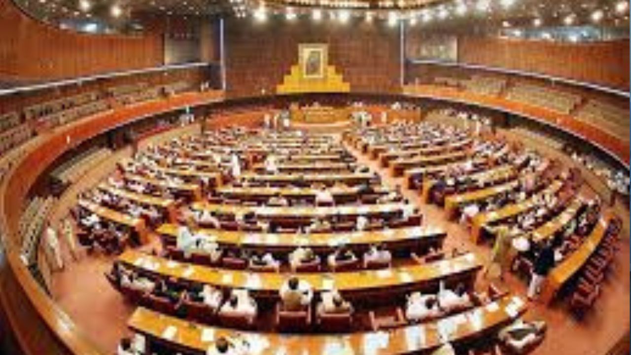 Long-awaited 26th Amendment tabled; PTI skips voting