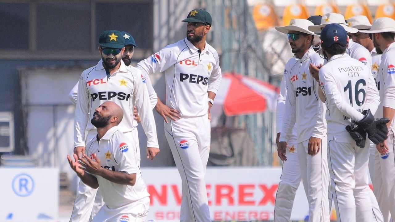 Sajid Khan turns table for Pakistan: England bowled out for 291 runs