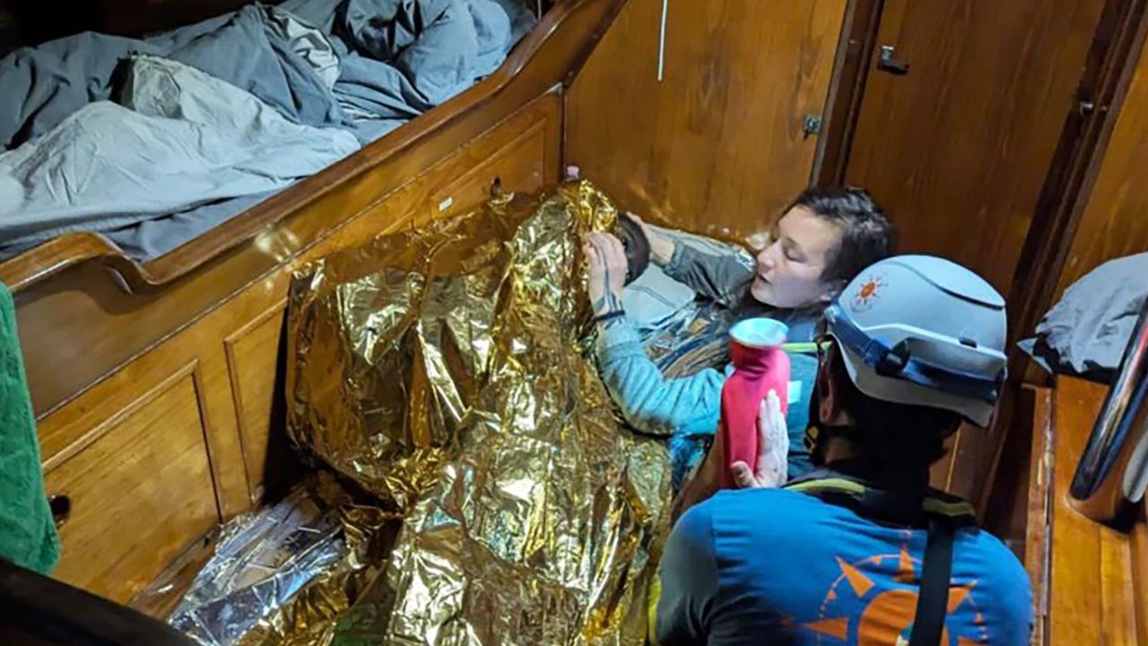 11yo girl survives three days in Mediterranean sea by holding onto tubes