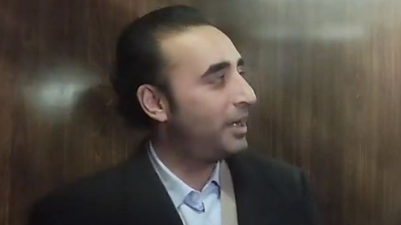 VIDEO: Bilawal loses cool at man interrupting media talk