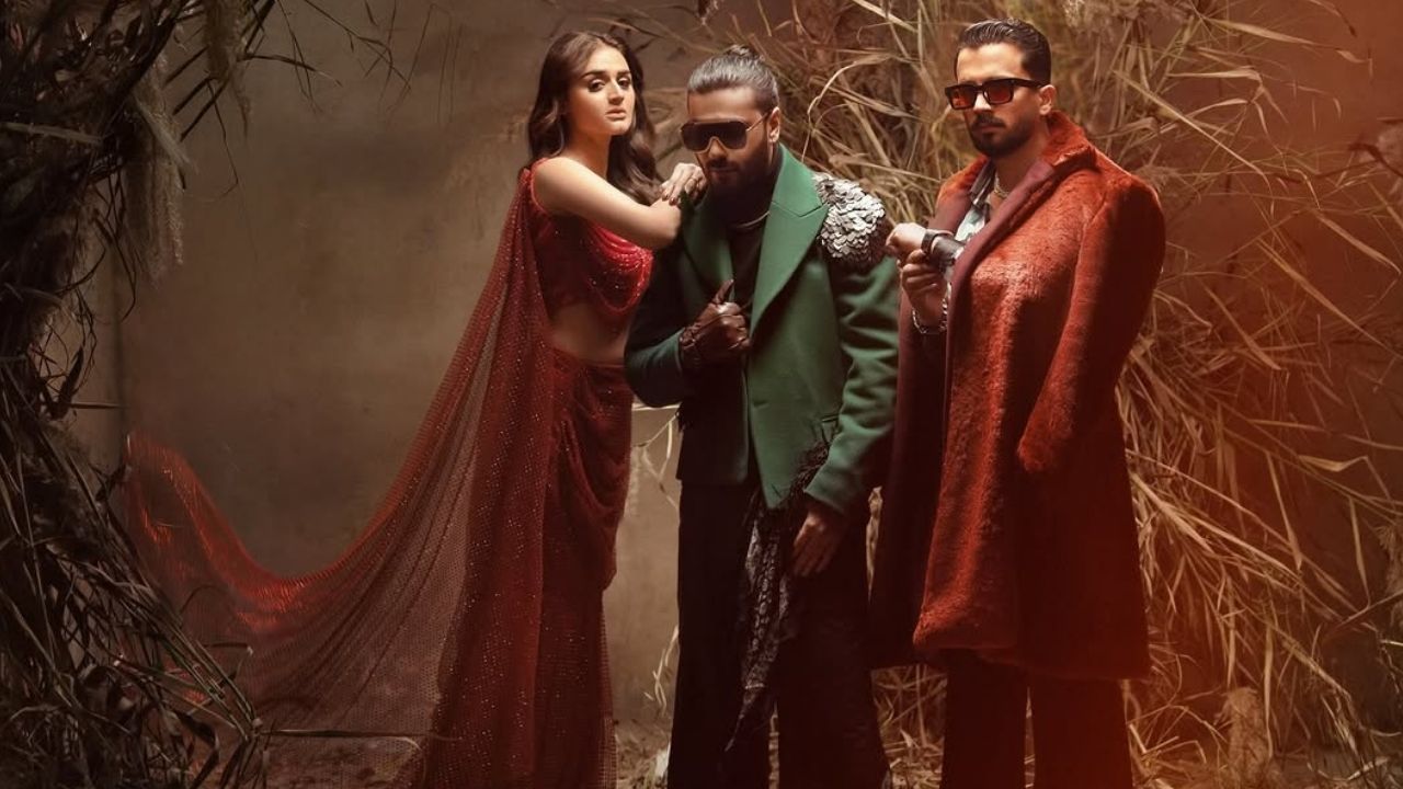 Hira Mani stuns in Rajab Butt’s debut video
