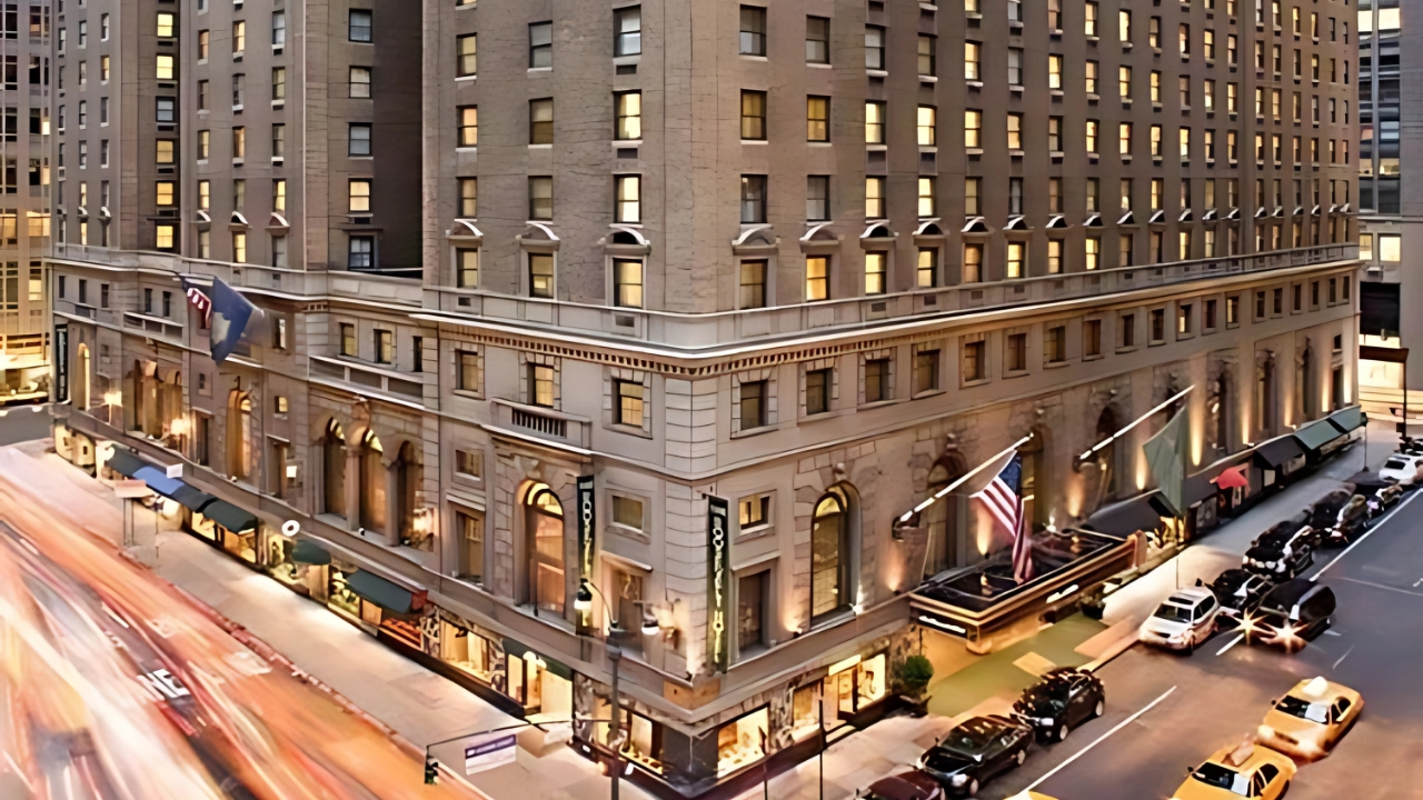 New York’s mayor terminates $220 million lease for Roosevelt hotel