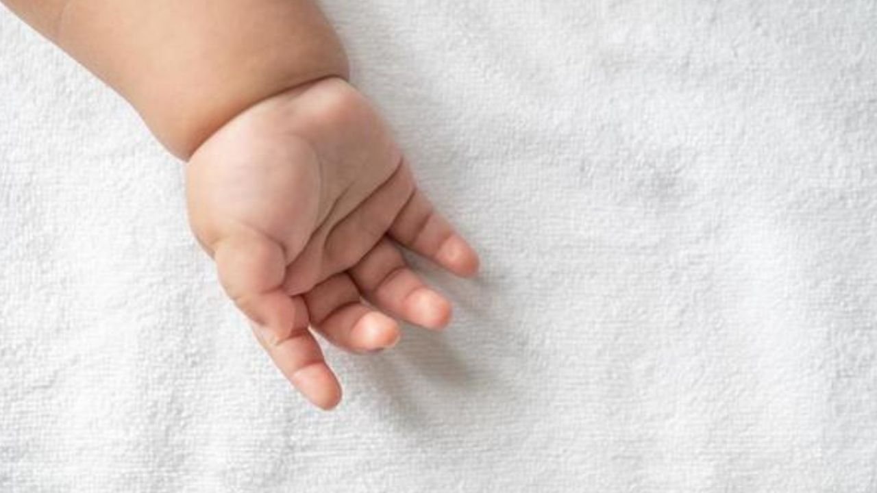 Five newborn baby girls’ bodies found in garbage
