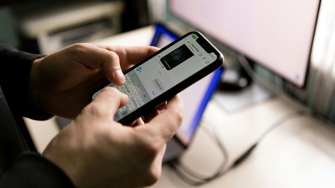Man murders WhatsApp group admin for removing him