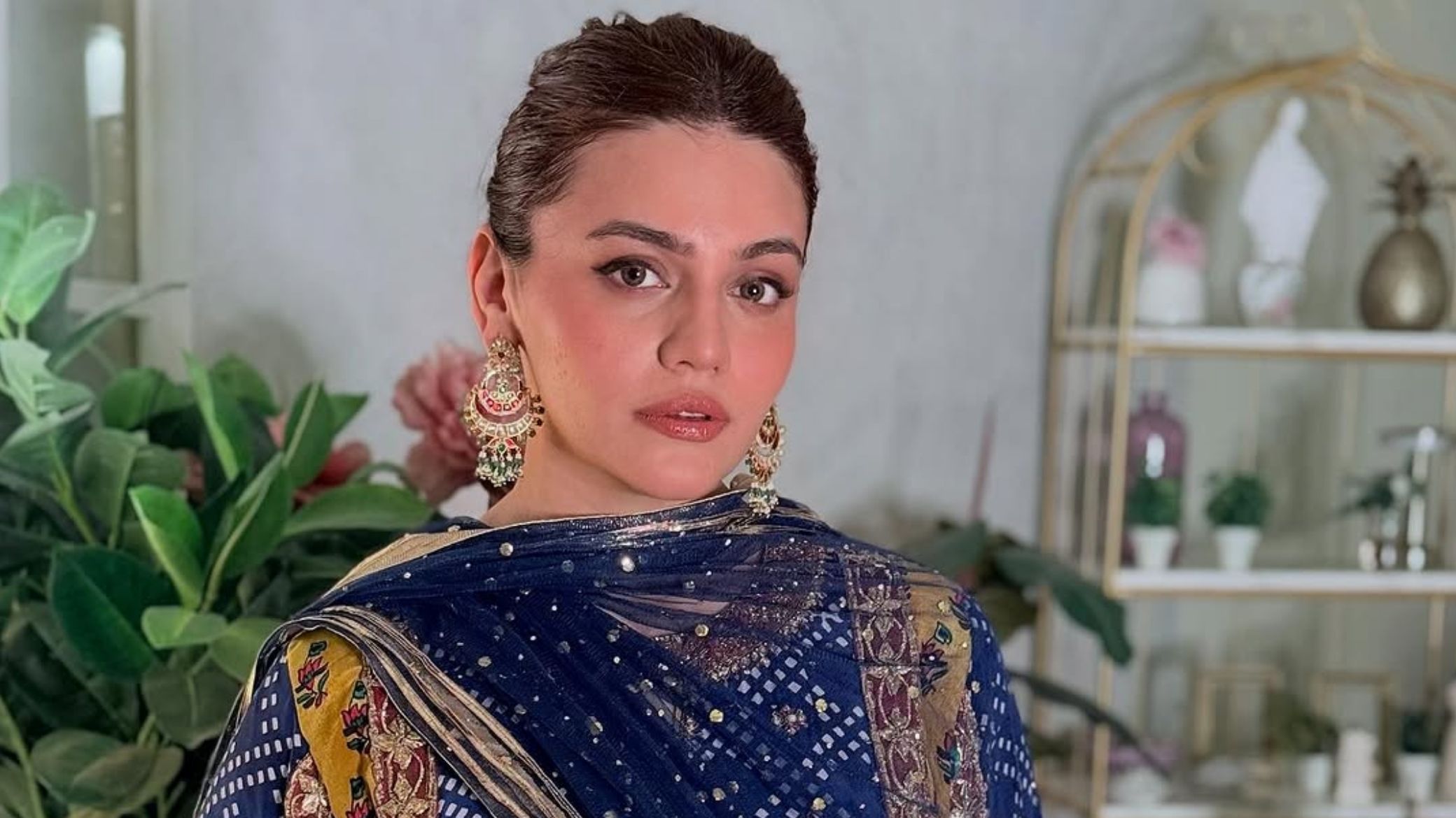 Zara Noor Abbas faces backlash for criticising Pakistani drama industry
