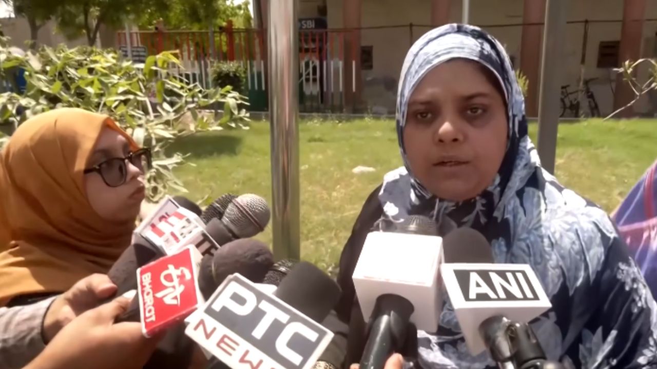 Indian women married to Pakistanis suffer after only their children are allowed to cross border
