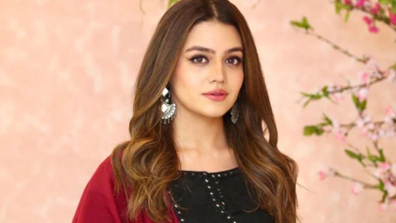 ‘We never clapped on someone dying’; Zara Noor Abbas condemns Indian strikes