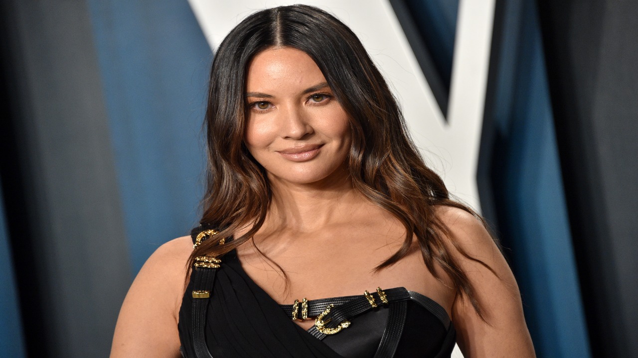 Olivia Munn’s Journey: From Star to Cancer Survivor Mom