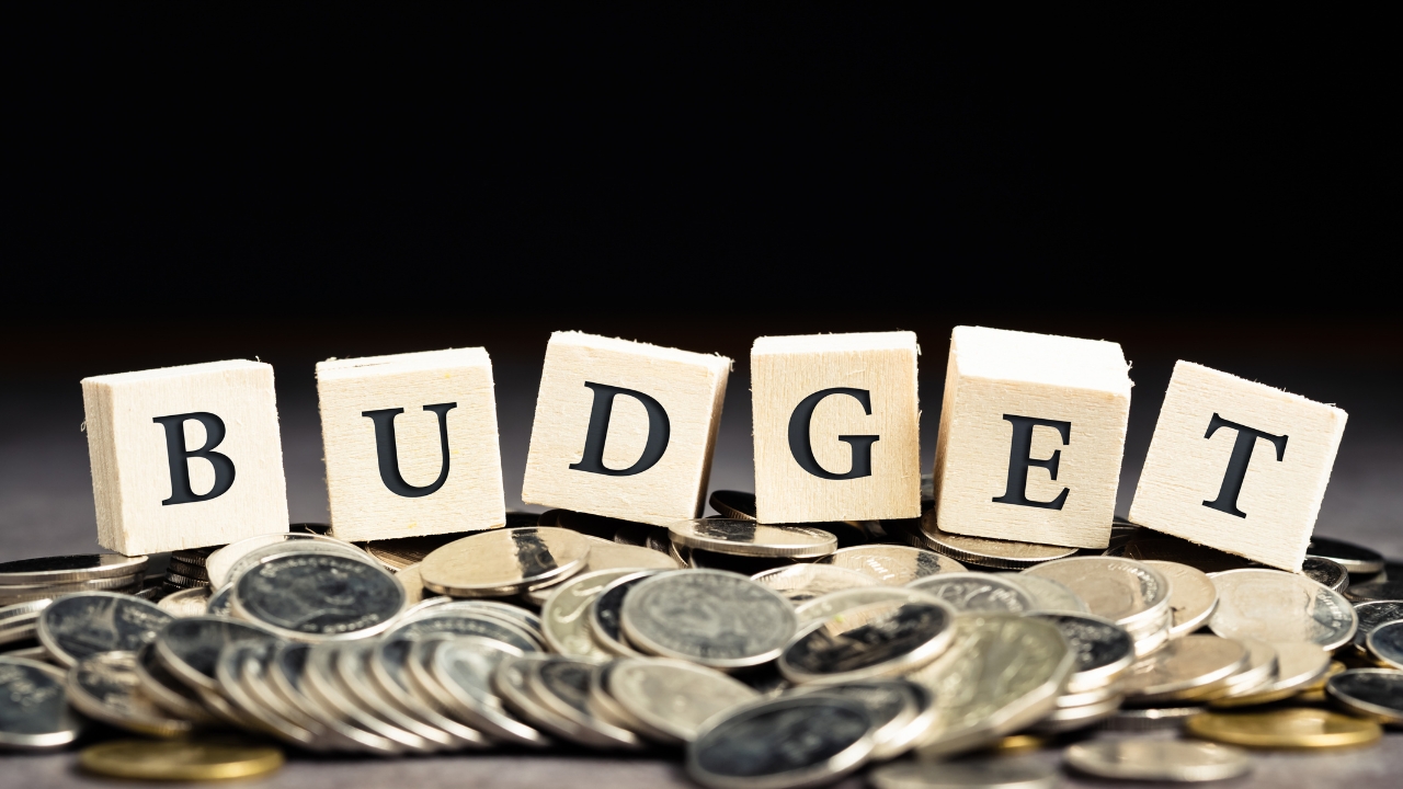 Govt approves Rs1 trillion budget, key sectors face steep funding cuts