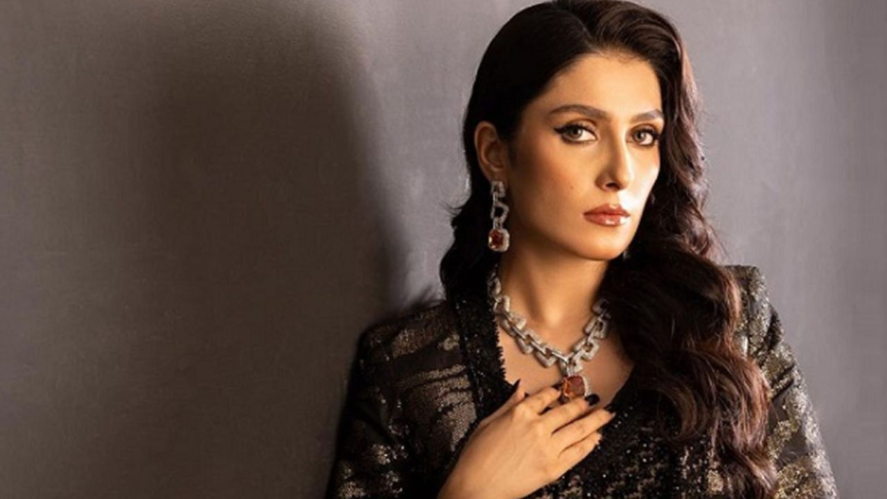Ayeza Khan slammed for ‘victim-blaming’ remarks after Sana Yousaf’s murder