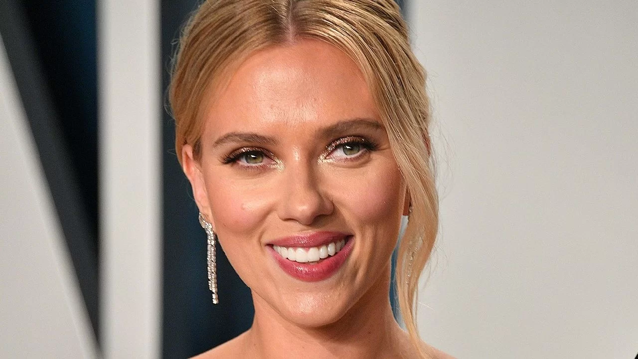 ‘Too Far!’ Scarlett Johansson Slams Paparazzi During New Movie Shoot