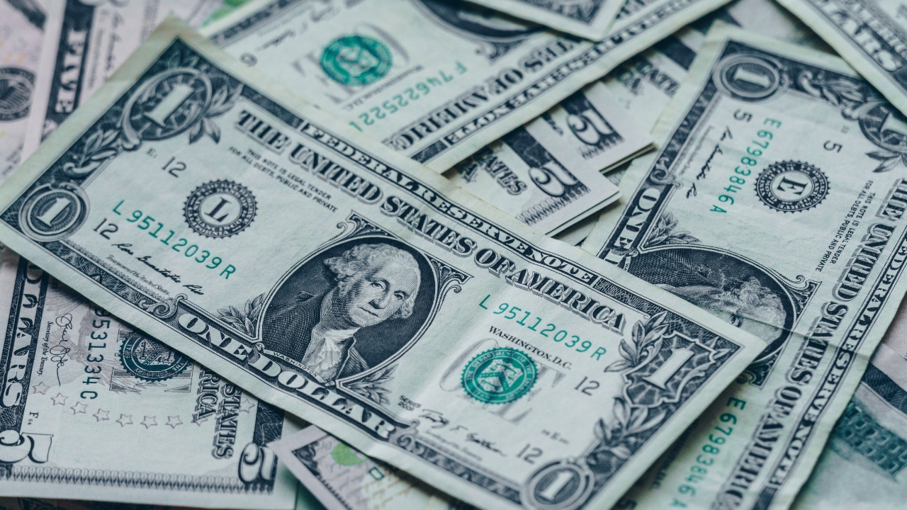 Pakistan logs largest current account surplus in 22 years