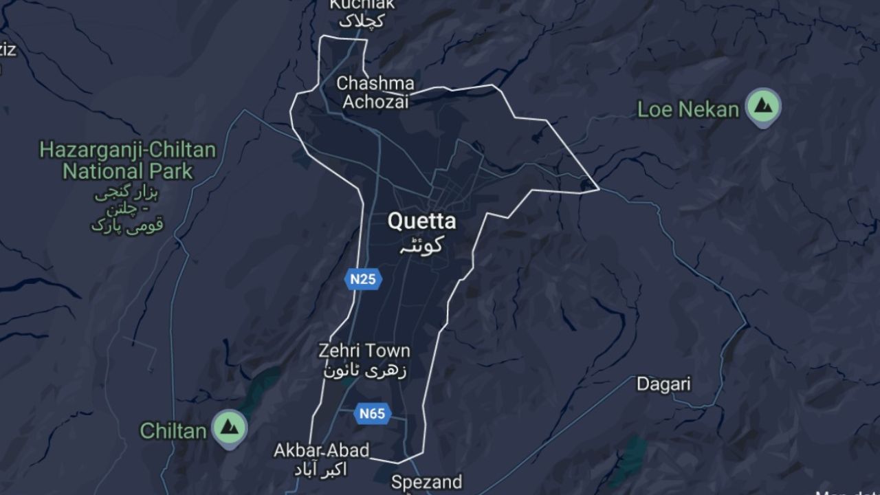 Power outage forces surgery under torch light at Quetta Hospital