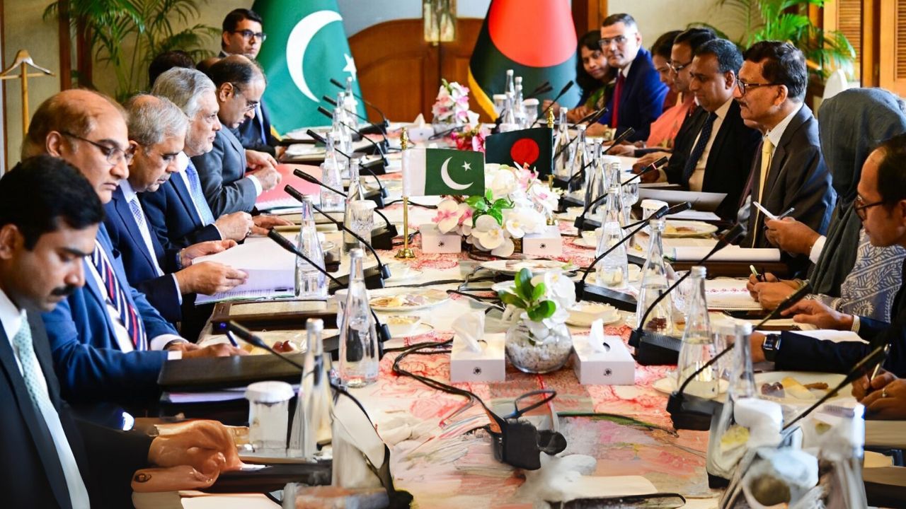 Pakistan, Bangladesh agree on visa free travel for diplomats, officials