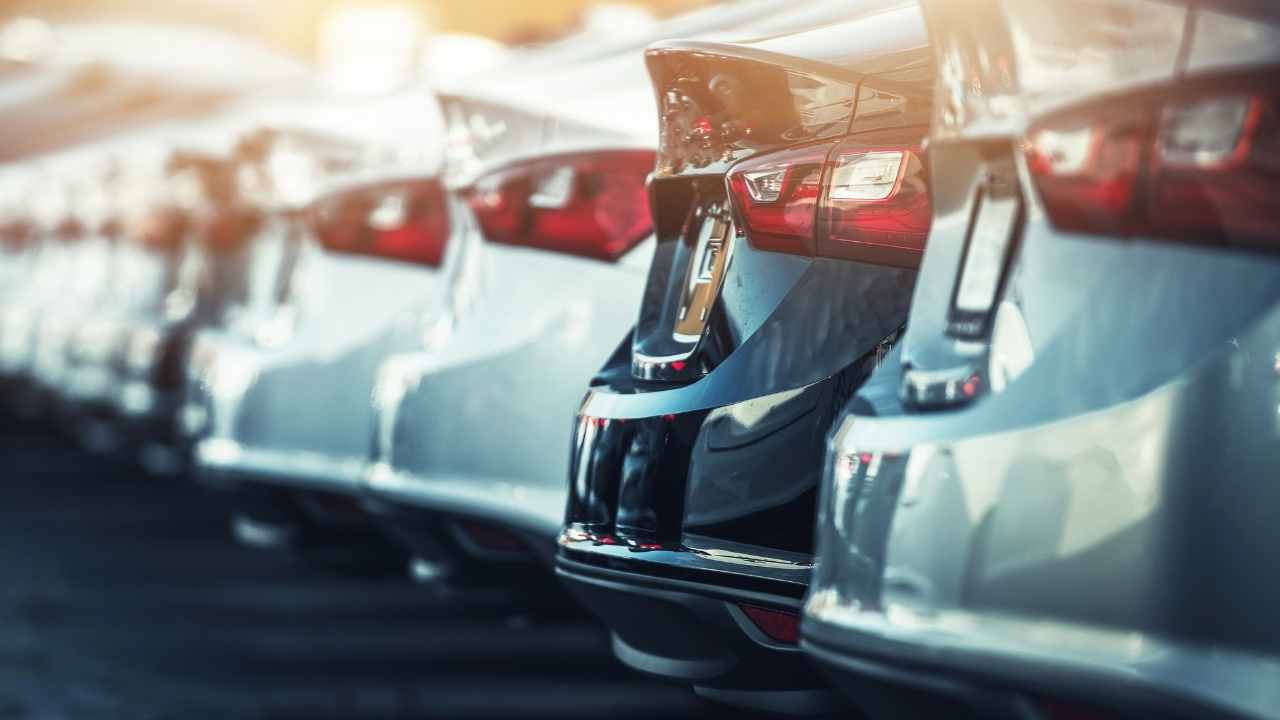 Govt levies whopping 40 percent tariff on used cars