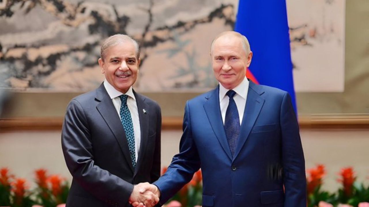 PM Shehbaz, President Putin eye new high for Pak-Russia relations