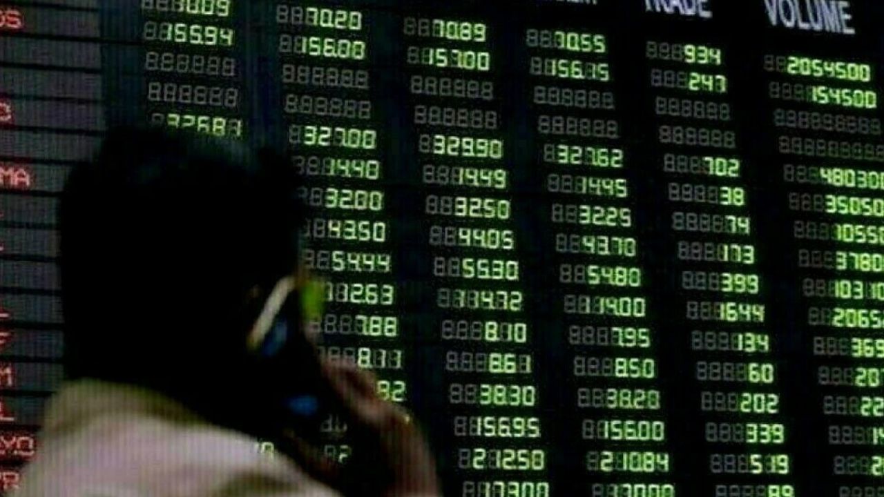 PSX sets new record as index hits 162,257 points