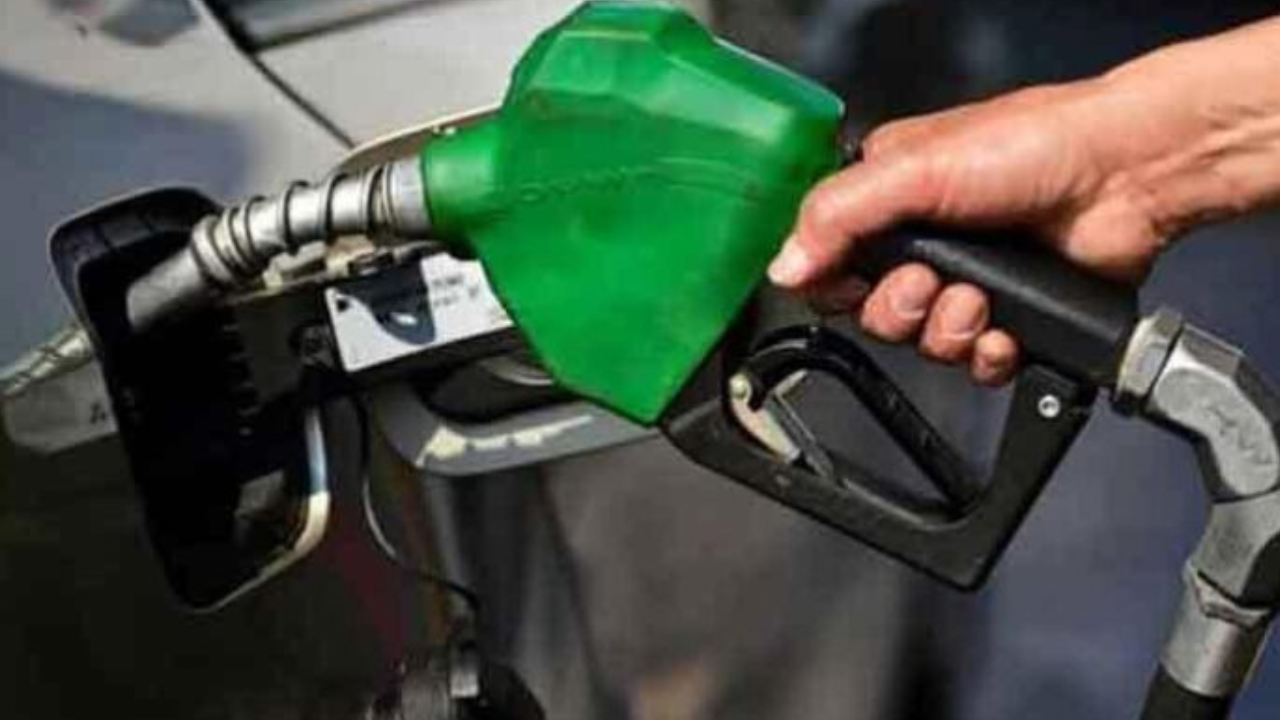 Petrol up by Rs4.07, diesel by Rs4.04 in latest revision