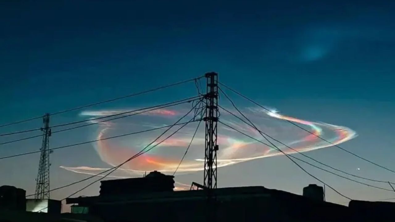 Fact check: Meteor, missile or cloud? Truth behind mysterious glow in Quetta sky
