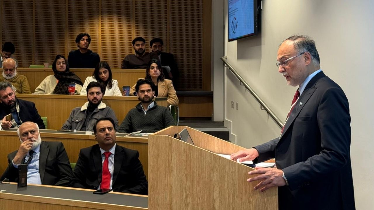 Professor Ahsan Iqbal Mobilizes Nation at Oxford, Charts Unstoppable Path for Pakistan’s Transformation with URAAN