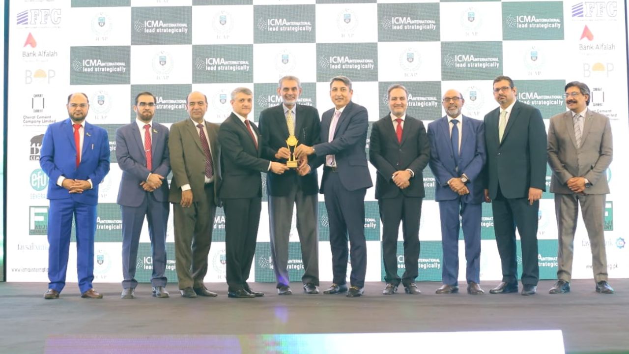 FFC Receives Best Corporate & Sustainability Report Awards