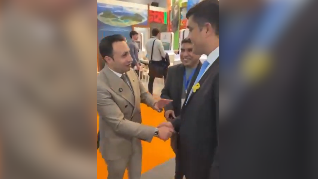 Foreign Office says doesn’t know about PM’s tourism coordinator meeting Israeli official in London