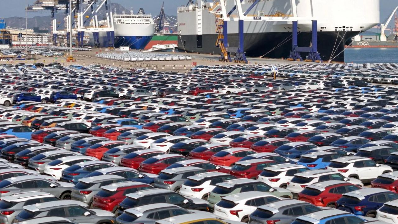 Pakistan’s auto industry hits a snag: Will policy choices drive growth or decline?