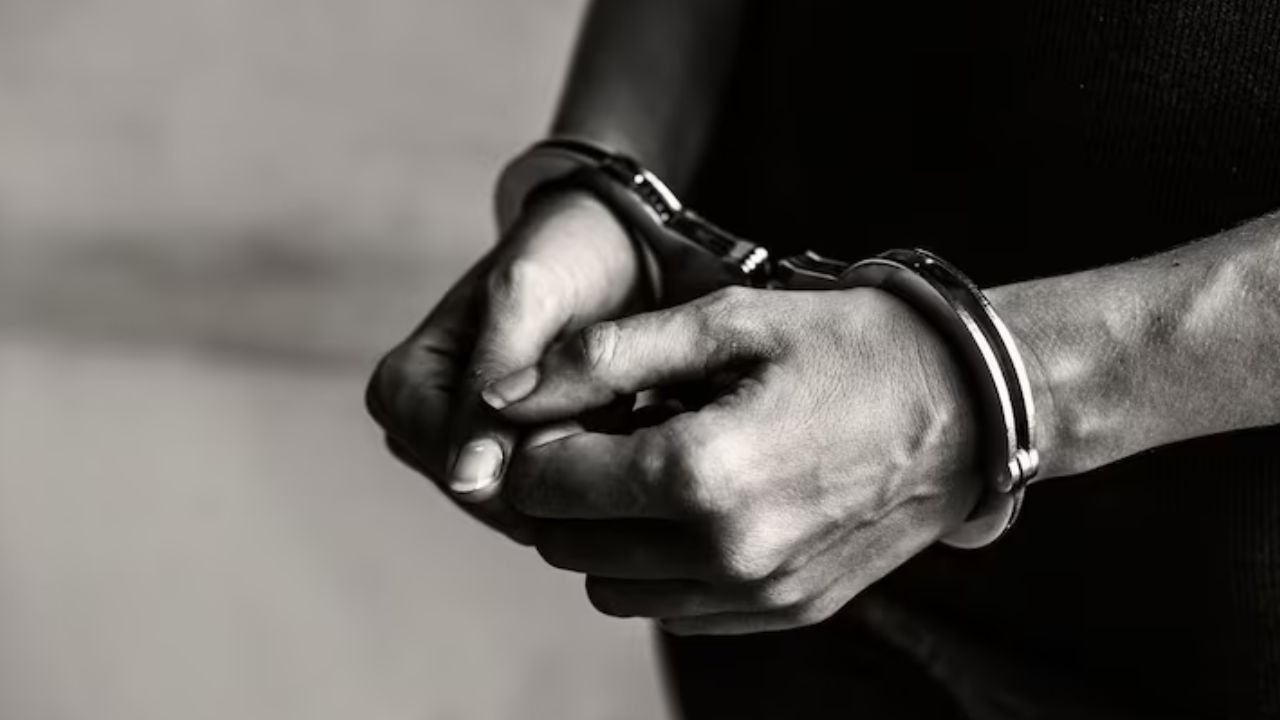 Lahore police bust honey-trap gang after factory owner drugged, blackmailed