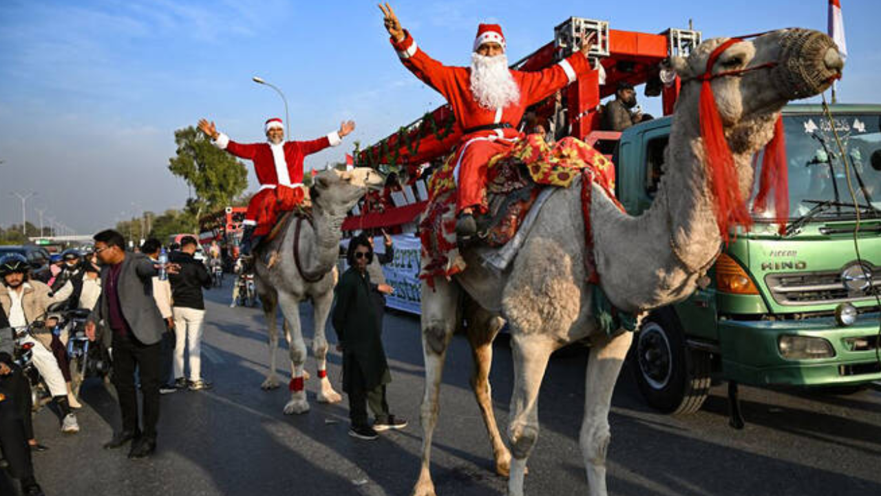Santa spotted on camel as Islamabad hosts Christmas rally