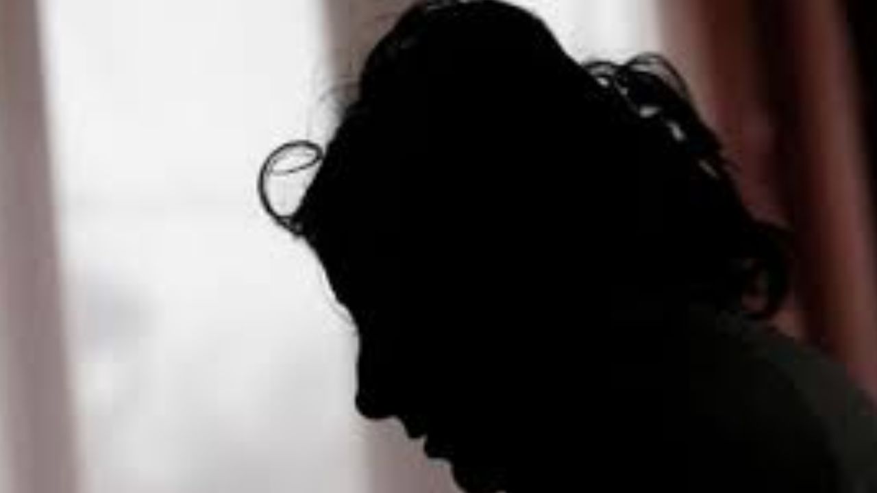 Four held in Lahore for ‘gangrape’ of two sisters