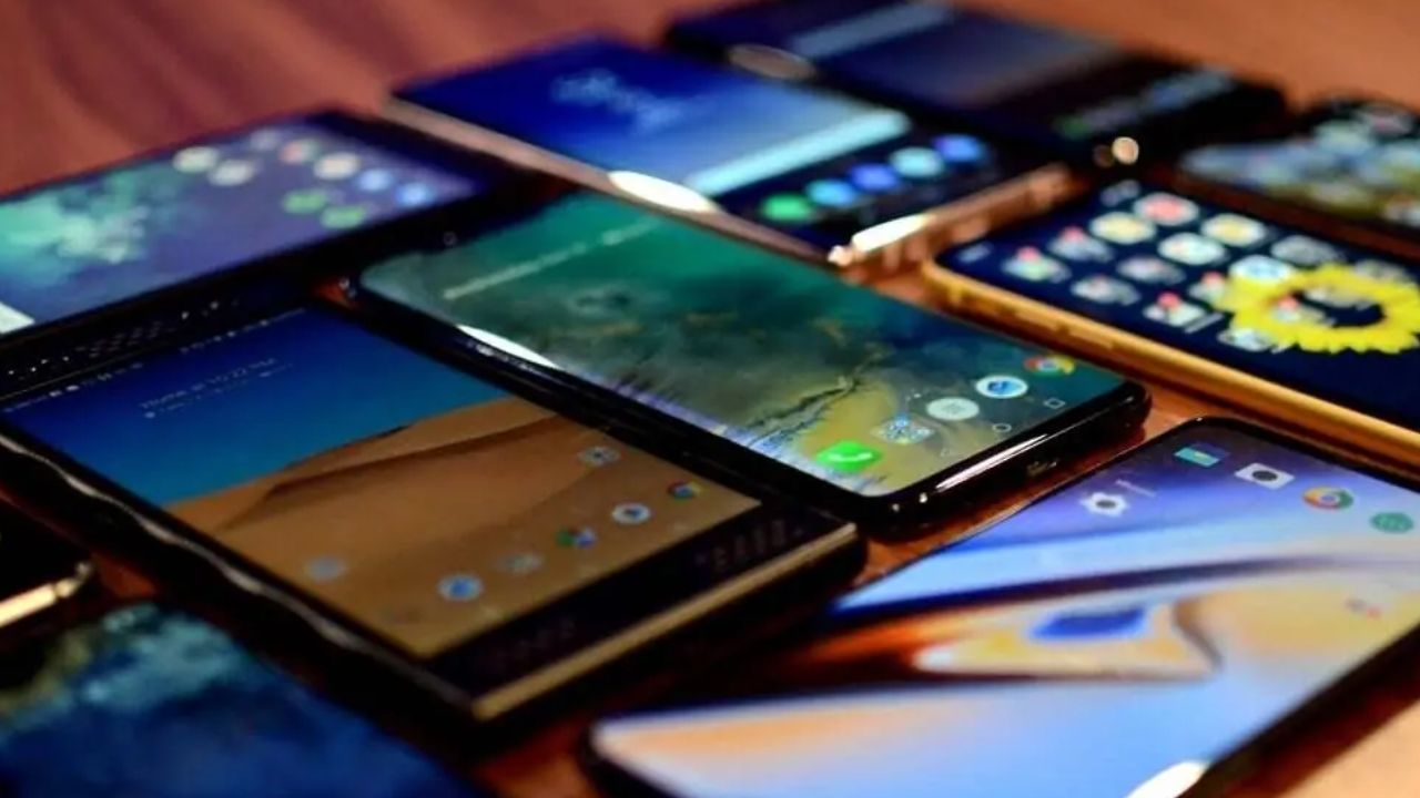 Used mobile imports to be banned under new manufacturing policy