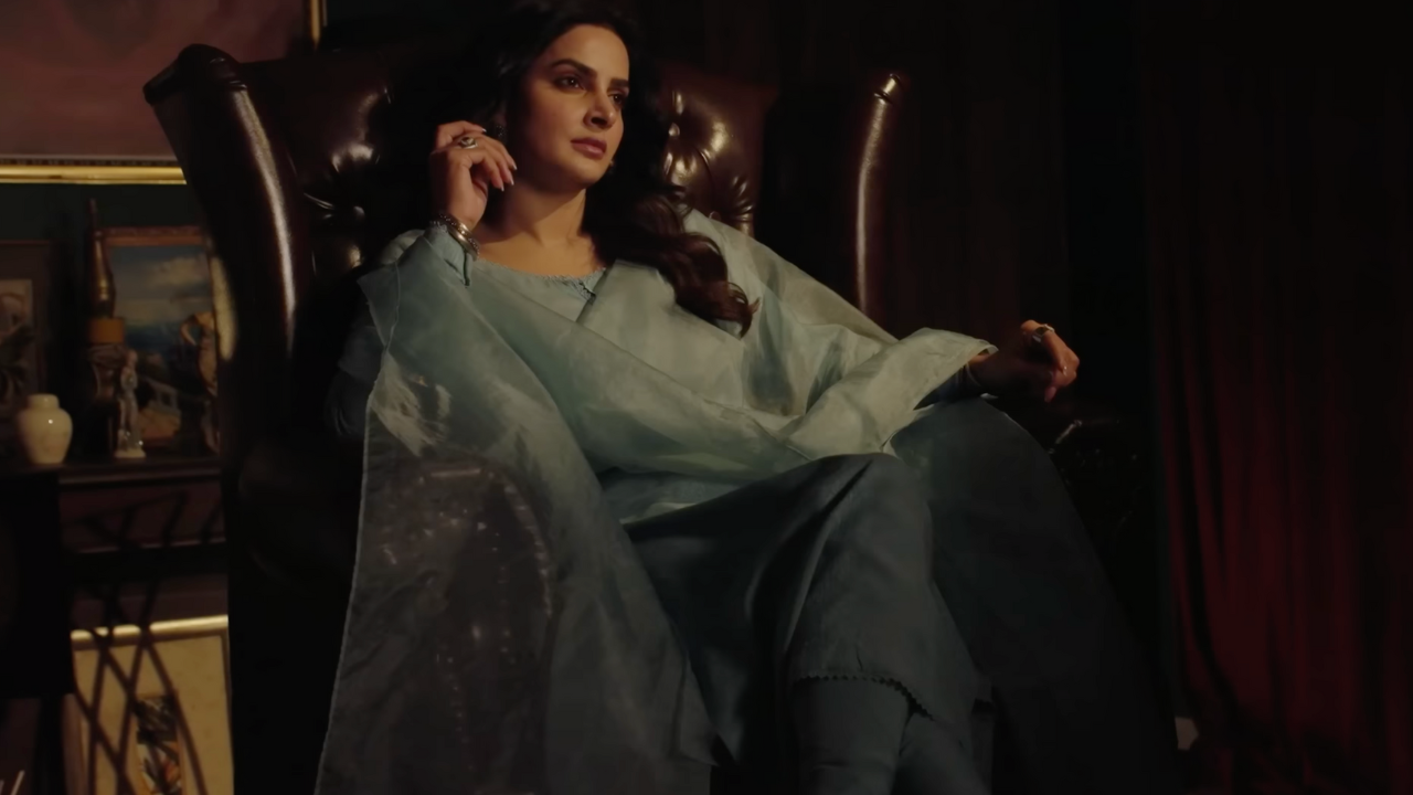Saba Qamar turns Muamma into a slow-burn obsession