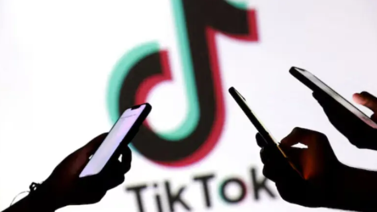 TikTok forms US joint venture to avoid ban over Chinese ownership
