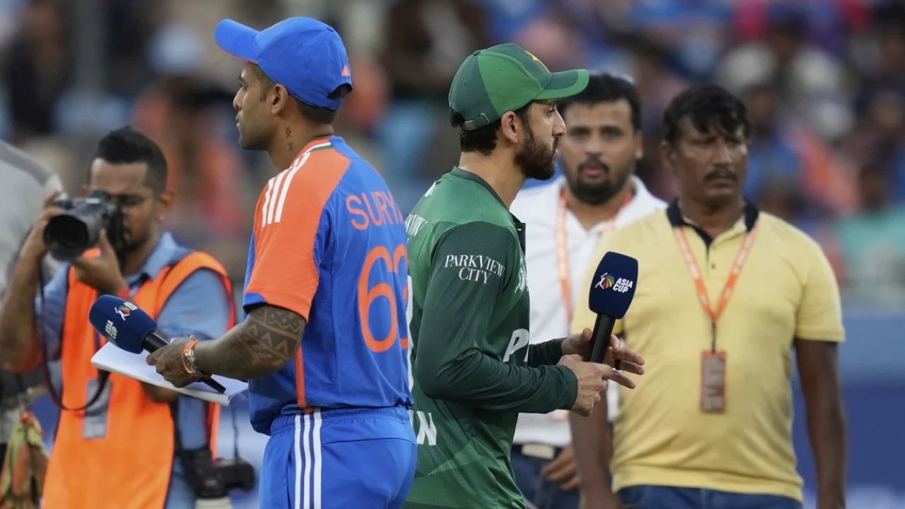 Pakistan-India World Cup clash back on track under THESE conditions, reports say