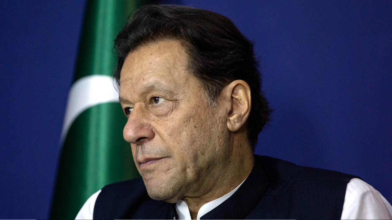 SC forms medical team to examine Imran Khan’s eye after ‘only 15% vision left’