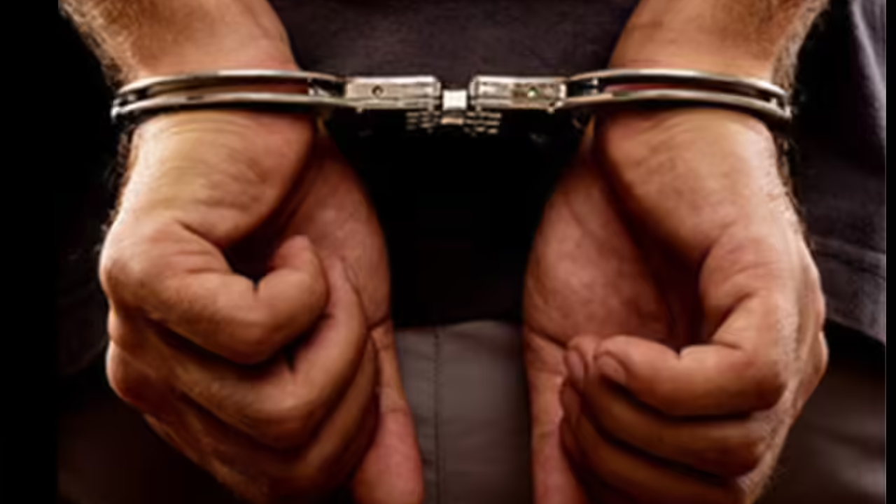 Husband arrested in triple murder of wife and sisters-in-law in Gujranwala