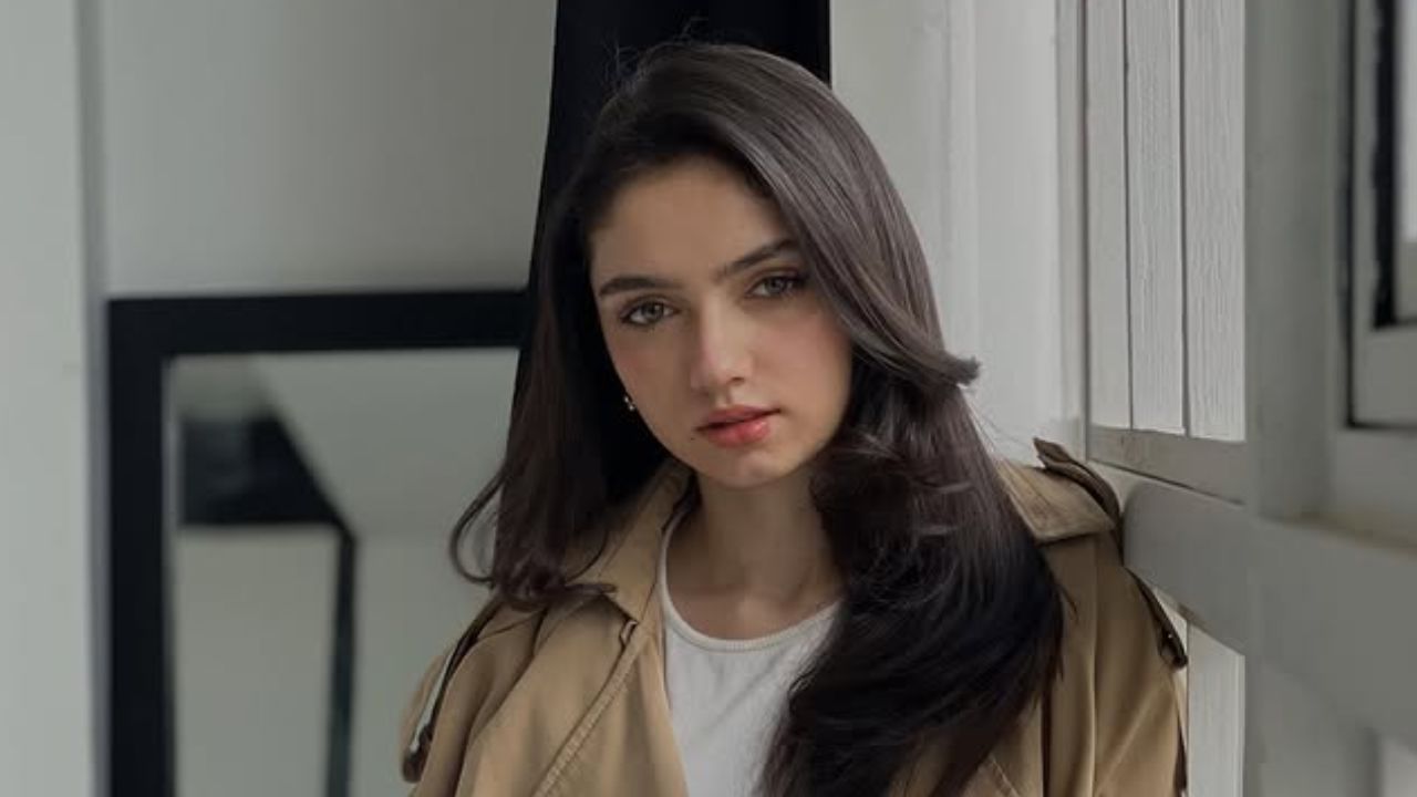 Aina Asif exposes how senior actors deliberately disrupt scenes on set