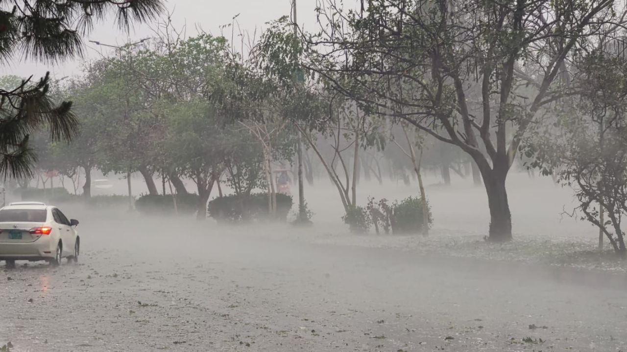Met Office warns of nationwide rains, thunderstorms from April 1